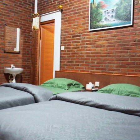 Berkah Homestay Магеланг Екстериор снимка