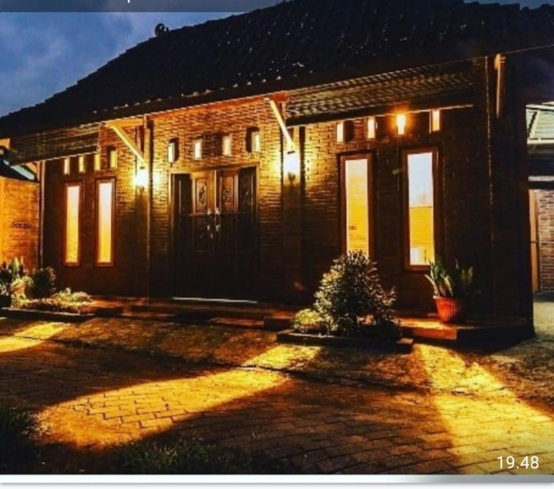 Berkah Homestay Магеланг Стая снимка